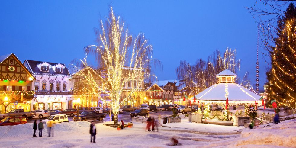 Featured image for “The Best Northeast US Towns for a Hallmark-Style Holiday”